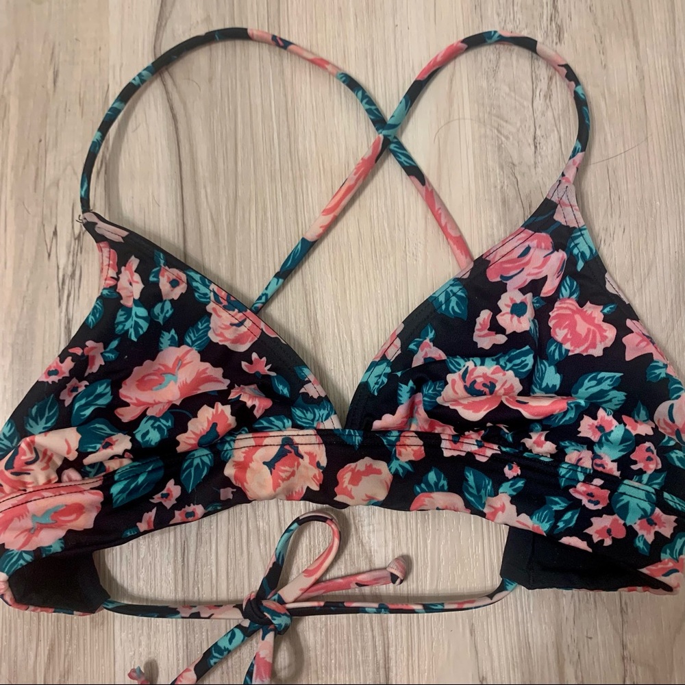 Floral Reversible Bikini Top Size Small
